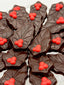 Assortiment de feuilles de houx de Noël en chocolat noir